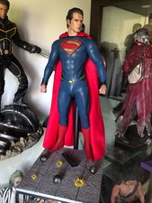 SUPERMAN HOT TOYS 1/6 MMS200 + DIORAMA STAND + ACCESSORI