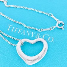 Collana con ciondolo cuore