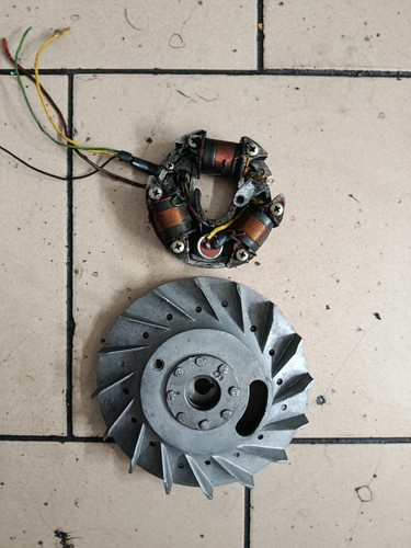 Volano magnete ape - magnete, 50