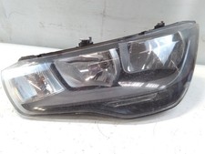 Audi A1 8X Faro proiettore