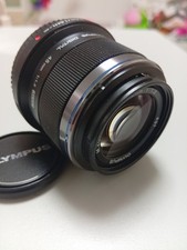 Obiettivo Olympus M. Zuiko