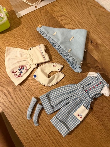 Blythe outfit overseas - outfit, artist