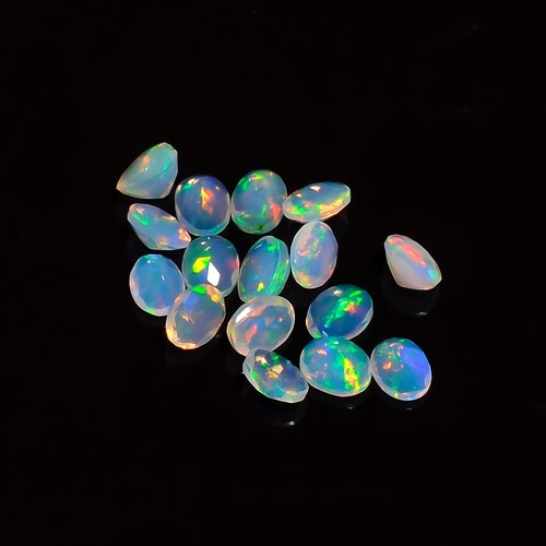 Pietra preziosa sfusa opale