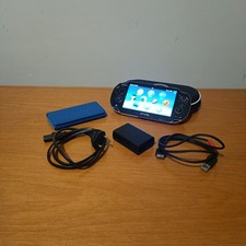 ? Sony PS Vita + Accessori Completi + Custodia Rigida | Console Portatile