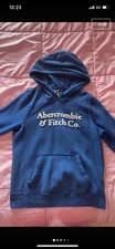 felpa Abercrombie & Fitch blu.