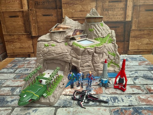 Thunderbirds are - thunderbirds, go