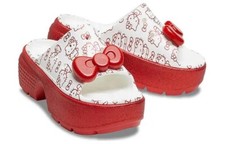 Crocs X Hello Kitty Stomp