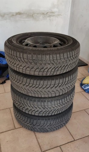 Gomme con cerchio invernali