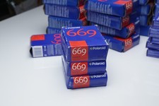 Polaroid 669 Exp. 2005  Boxed
