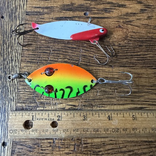 Esche pesca red eye wiggler - esche,