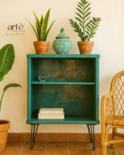 Tilia – Libreria artistica verde ottanio con decori oro rame | Design Artè