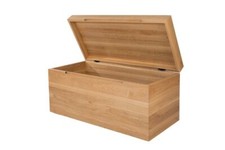 Cassapanca in legno massello di rovere 1000x500x500 mm misure esterne con particolare soluzione di presa