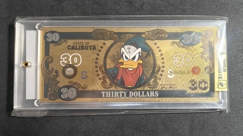 Gold banknote paperinik - gold,