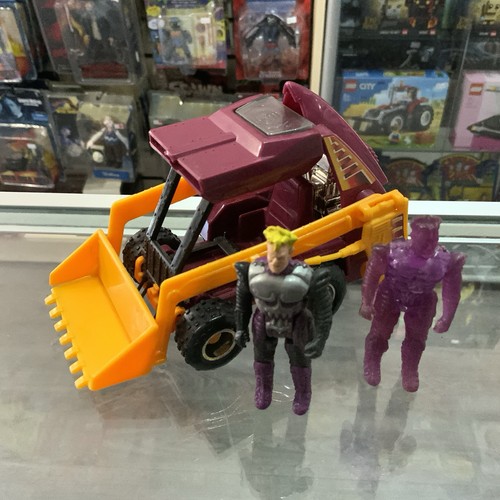 Kenner mask vandal action - kenner,