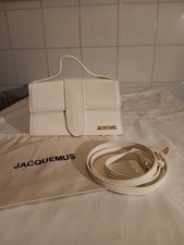 borsa bianca donna di alta moda modello Jacquemus 