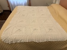 Copriletto matrimoniale all'uncinetto fatto a mano (125 x 180 Cm)