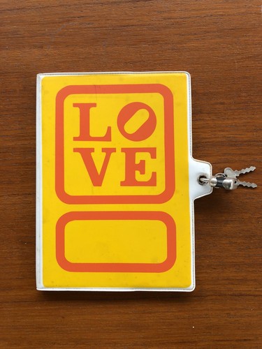 Diario vintage con - con, a