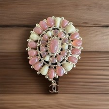 Rare CHANEL Vintage Brooch –