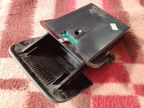 Posacenere anteriore console
