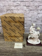 Giuseppe Armani Statuina