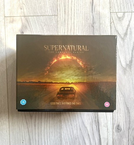 Supernatural the complete - supernatural:,