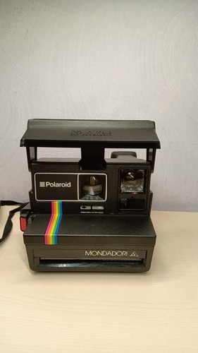 Polaroid 600 land camera - polaroid,