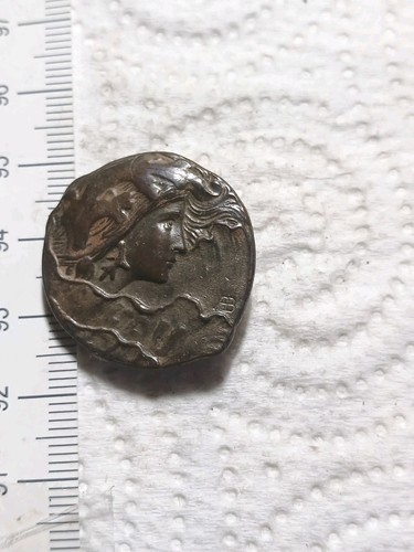 Vecchia spilla bronzo dell - vecchia,
