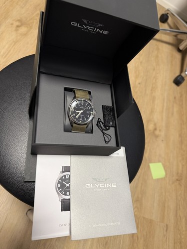 Glycine gla0122 - glycine,