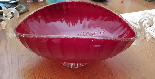 Antico centrotavola con cigni