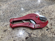 PINZA TAGLIATUBI A CRICCHETTO TAGLIA TUBI PVC 42 MM