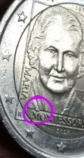 Moneta 2€ Italia 2020 con Eccesso di Conio tra il Busto e la (M) di MONTESSORI