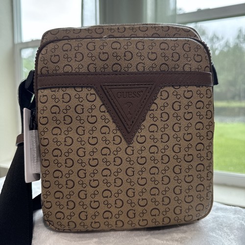 New guess unisex - new!, walnut
