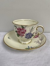 Tazza da tè e piattino