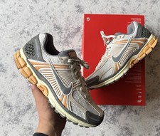 Nike Zoom Vomero 5 - Phantom