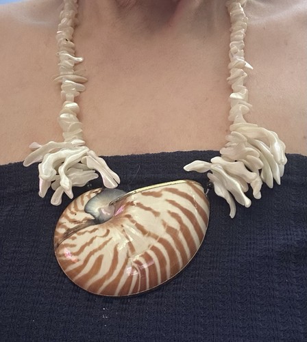 Collana vintage enorme