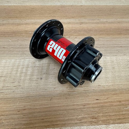 Swiss 240 bulloni mm x - 240,