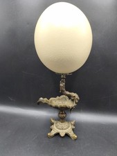 Uovo di struzzo su piedistallo, ostrich egg, Wunderkammer