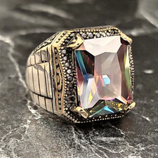 Anello in argento con pietre