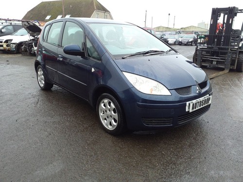 Mitsubishi colt 2004 - mitsubishi,
