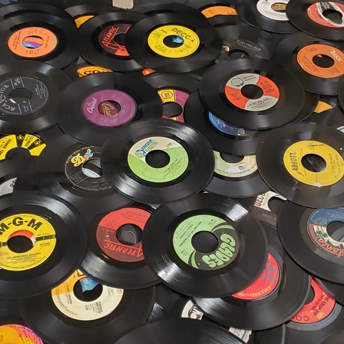 100 vinyl records - 100, rpm