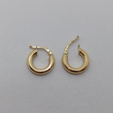 ORECCHINI A CERCHIO A SEZIONE