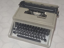 Macchina da scrivere Olivetti DORA, con custodia originale