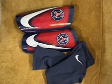 Parastinchi da calcio leggeri Nike PSG - usati pochissimo, ottime condizioni