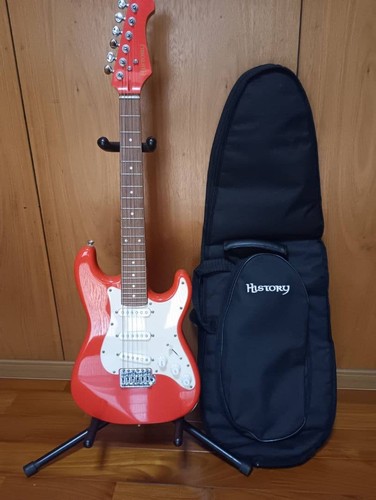 Storia mini chitarra elettrica - storia,