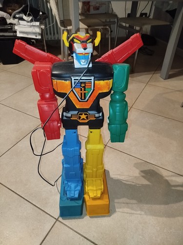Golion voltron jumbo robot - voltron,