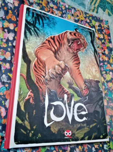 Graphic novel love la tigre - graphic,