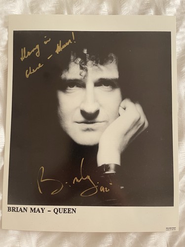 Queen brian may signed - 'brian, signed'