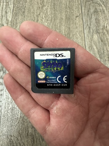 Nintendo spyro shadow - ds,