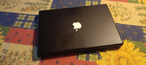 Black macbook - black, 1,1