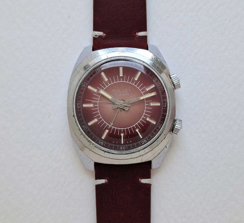 Orologio meccanico sovietico